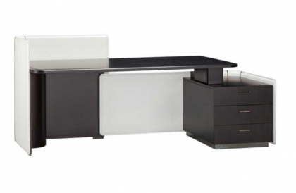 Письменный стол