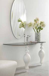 Консольный стол