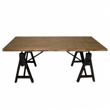 Обеденный стол