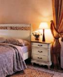 Тумба прикроватная