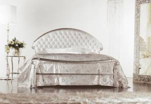  Valente Golden Gala, Eos