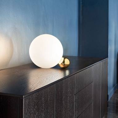 Светильник  настольный (Настольная лампа)