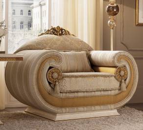 Кресло Arredo Classic Leonardo, Leonardo Armchair With Cylinder Cushions