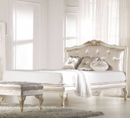 Кровать двуспальная