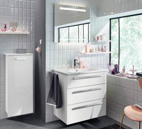 Комплект в ванную Burgbad Essento, SETE065/UHCB040/SIHF060
