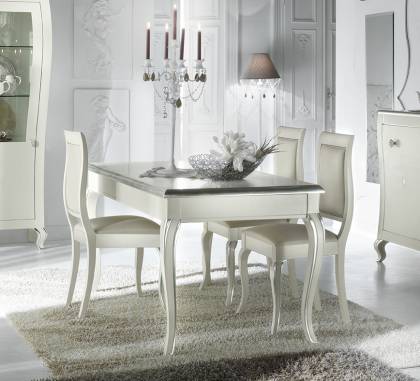 Обеденный стол