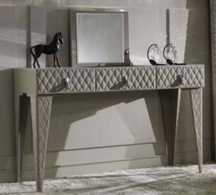 Консольный стол