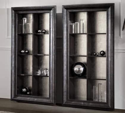 Шкаф книжный