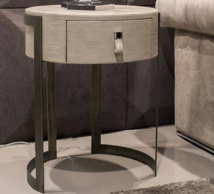 Тумба прикроватная