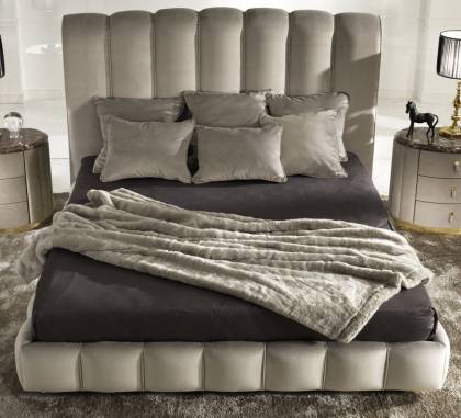 Кровать двуспальная