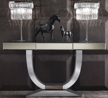 Консольный стол