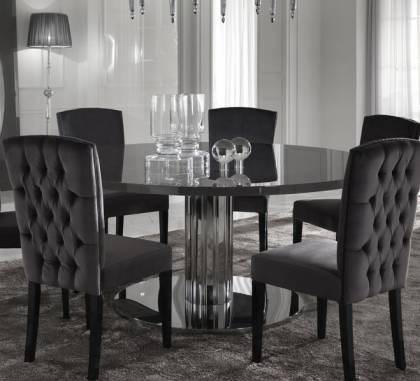 Обеденный стол