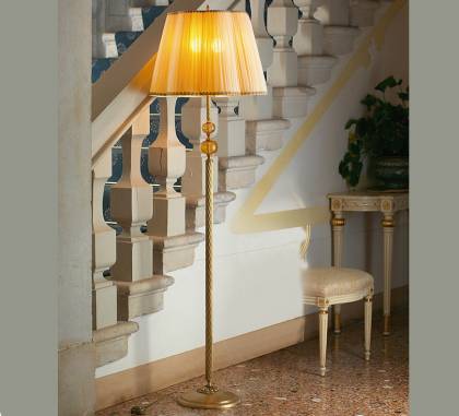 Светильник    (Торшер)