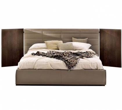 Кровать двуспальная