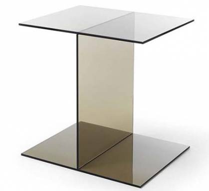 Приставной столик