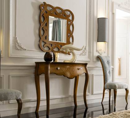 Консольный стол