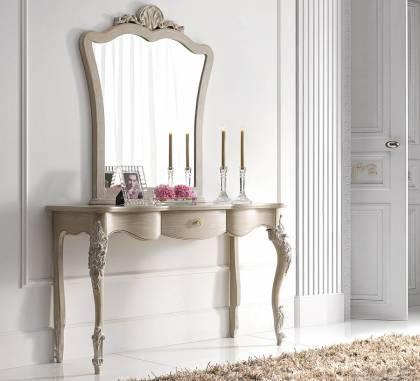 Консольный стол