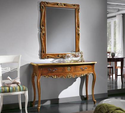 Консольный стол