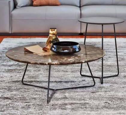 Приставной столик