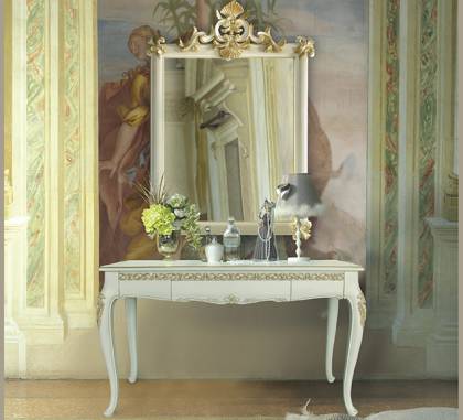 Консольный стол