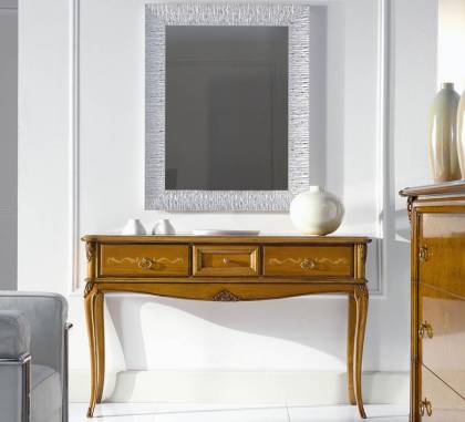 Консольный стол