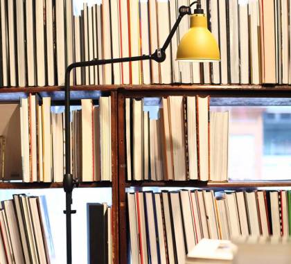 Светильник  настольный накладной (Настольная лампа)