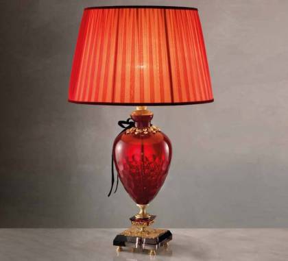 Светильник  настольный (Настольная лампа)