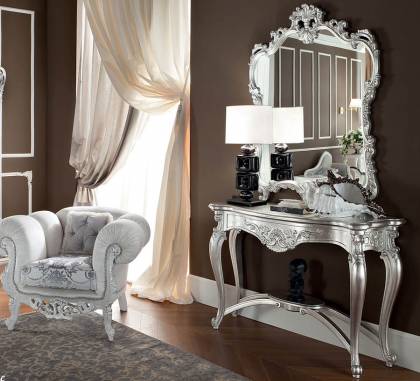 Консольный стол