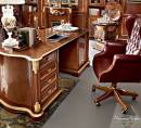 Письменный стол