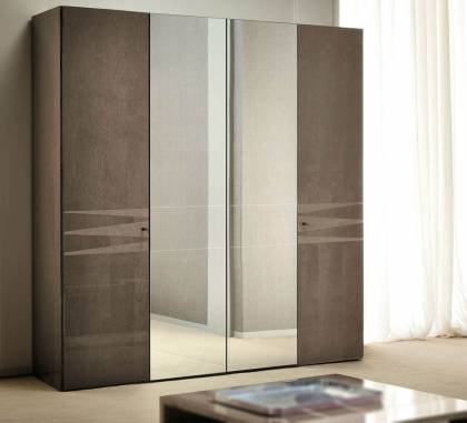 Шкаф гардеробный