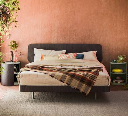 Кровать двуспальная