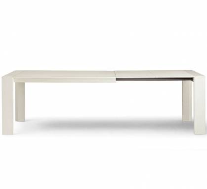 Обеденный стол