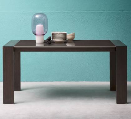 Обеденный стол