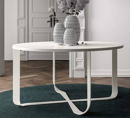 Обеденный стол