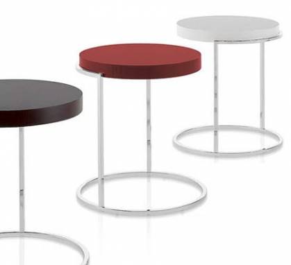 Приставной столик