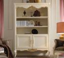 Шкаф книжный