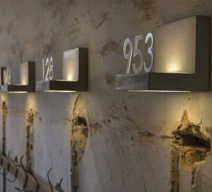 Светильник  настенный накладной (Бра)