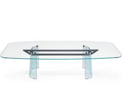 Обеденный стол