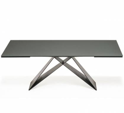 Обеденный стол