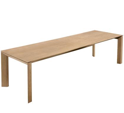 Обеденный стол