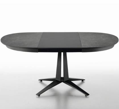 Обеденный стол