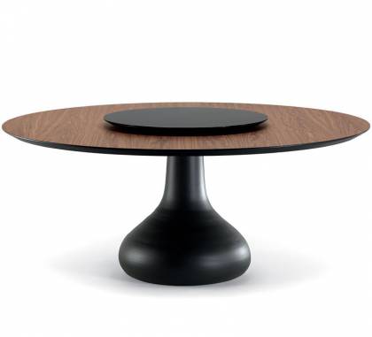 Обеденный стол