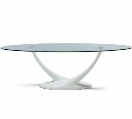 Обеденный стол