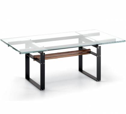 Обеденный стол