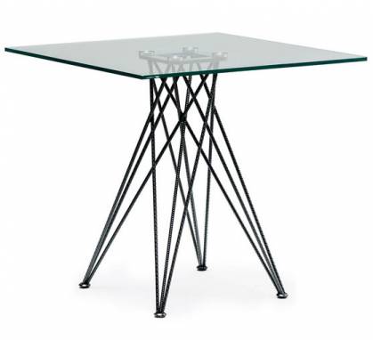 Обеденный стол