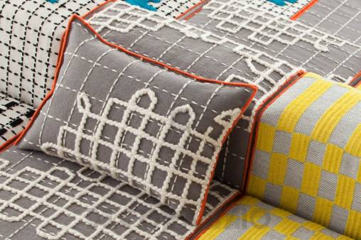 Подушка GAN Bandas - bandas_cushion_a_grey