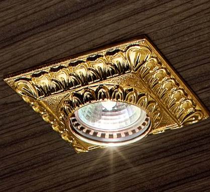 Светильник  потолочный врезной (Светильник точечный)