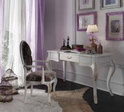 Письменный стол