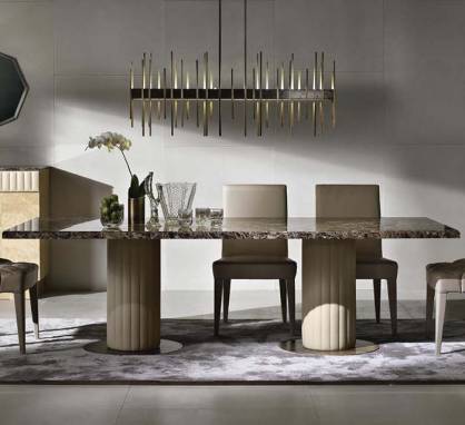 Обеденный стол