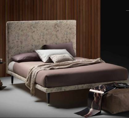 Кровать двуспальная